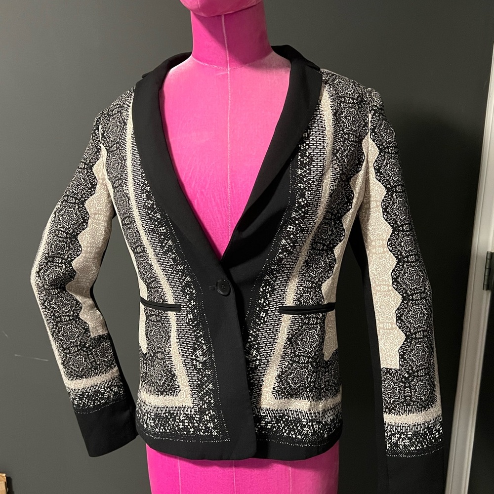 XS BCBGMaxAzria Brayden Lace Print Slim-Fit Blazer Women's